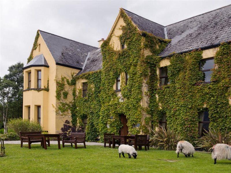 Lough Inagh Lodge Hotel Recess Екстериор снимка