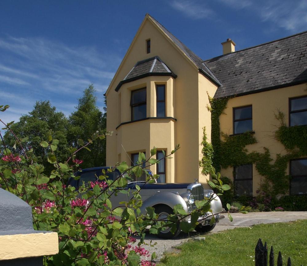 Lough Inagh Lodge Hotel Recess Екстериор снимка