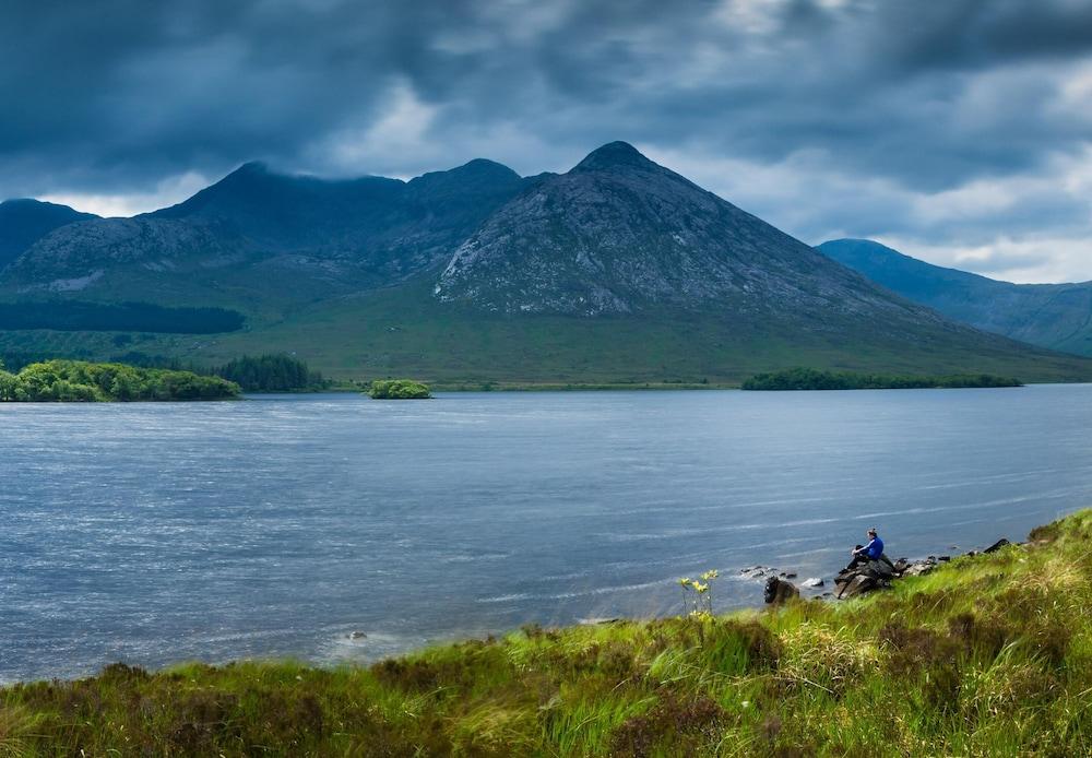 Lough Inagh Lodge Hotel Recess Екстериор снимка