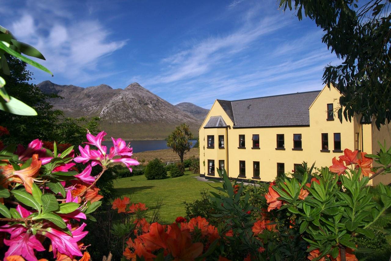 Lough Inagh Lodge Hotel Recess Екстериор снимка