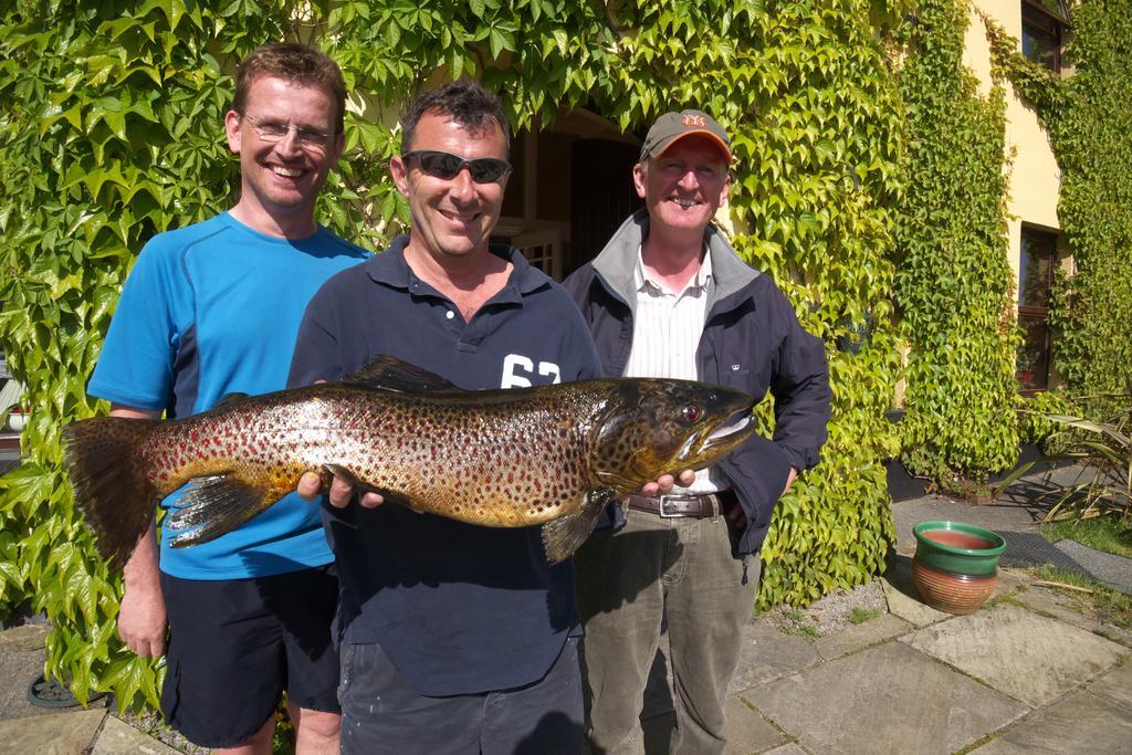 Lough Inagh Lodge Hotel Recess Екстериор снимка